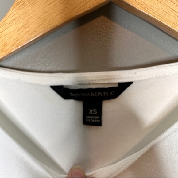 NWT Banana Republic White crossover back blouse - Picture 2 of 8